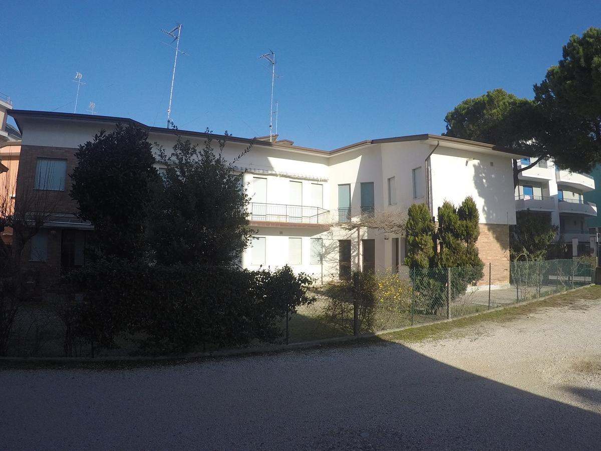 Appartement Casa Francesca - Agenzia Cocal à Caorle Extérieur photo